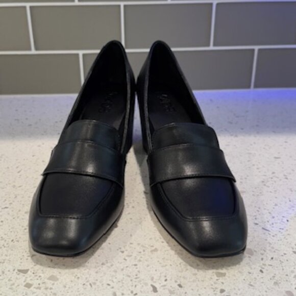 M4D3 Schooled Loafer Pump in Black, Size 9.5M - Picture 4 of 10